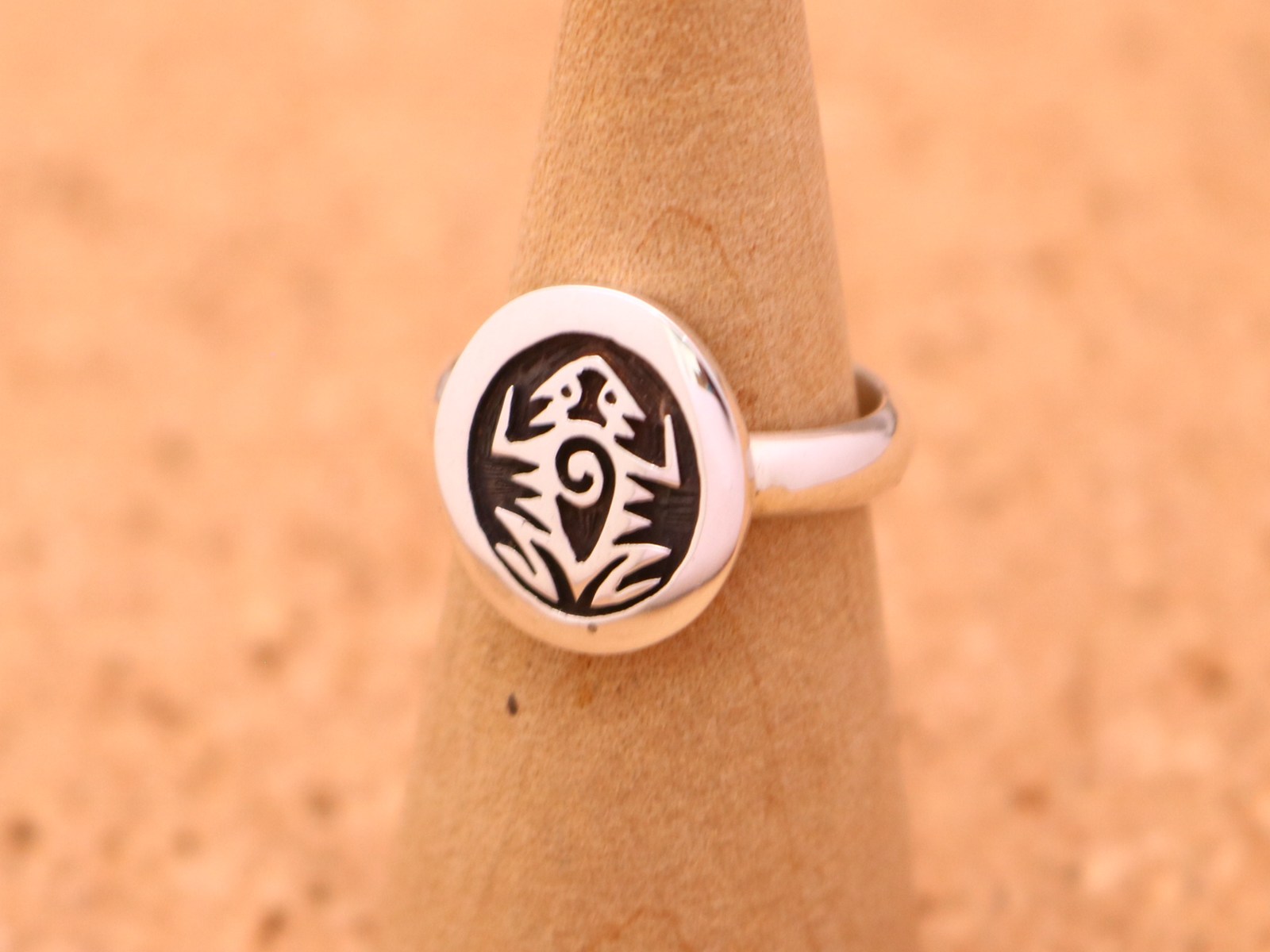 楽天市場】インディアンジュエリー ホピ族 Lucion Koinva (ルシオン