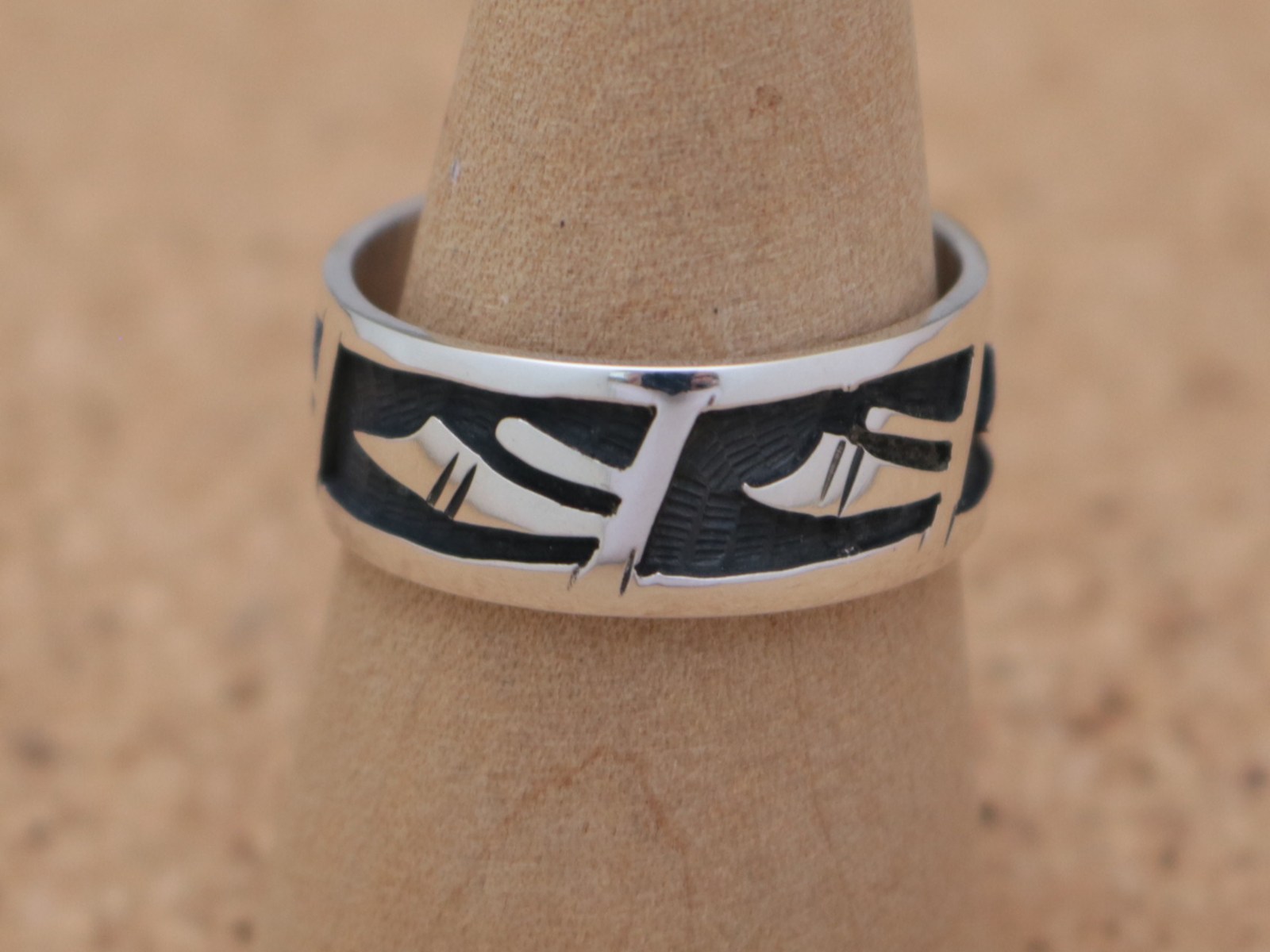 ホピ族 フェルナンドプフフェヴァヤ オーバーレイ タートル リング 18号 希少 楽天市場】【FUNNY公式ストア】 ホピ族 Fernando Puhuhefvaya