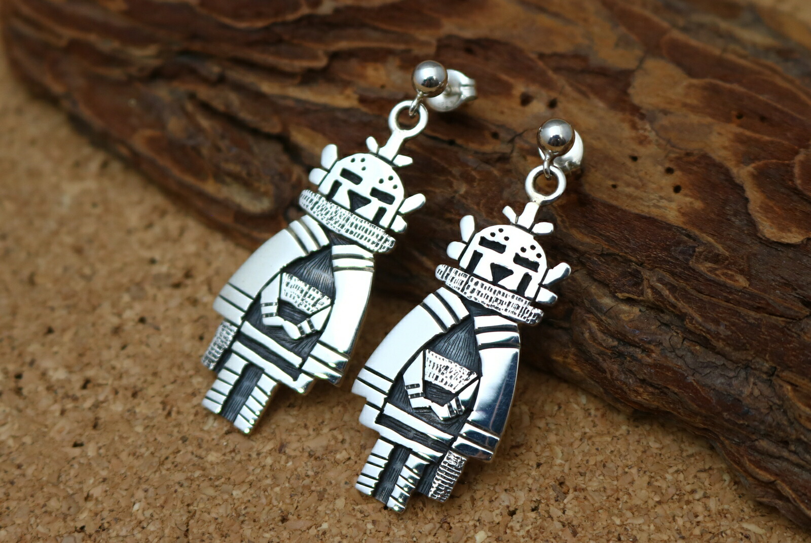新品 イスレタ族 マイケルカーク ピアス インディアンジュエリー
