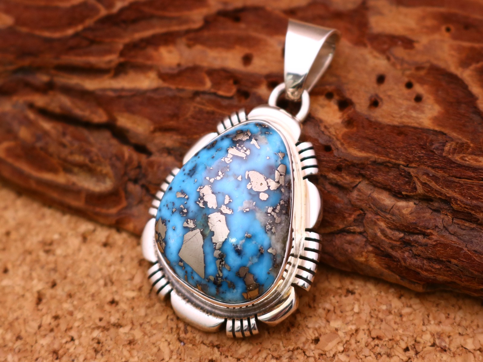 navajo ターコイズ　クロスペンダント 楽天市場】【FUNNY公式ストア】 ナバホ族 ターコイズ ペンダント