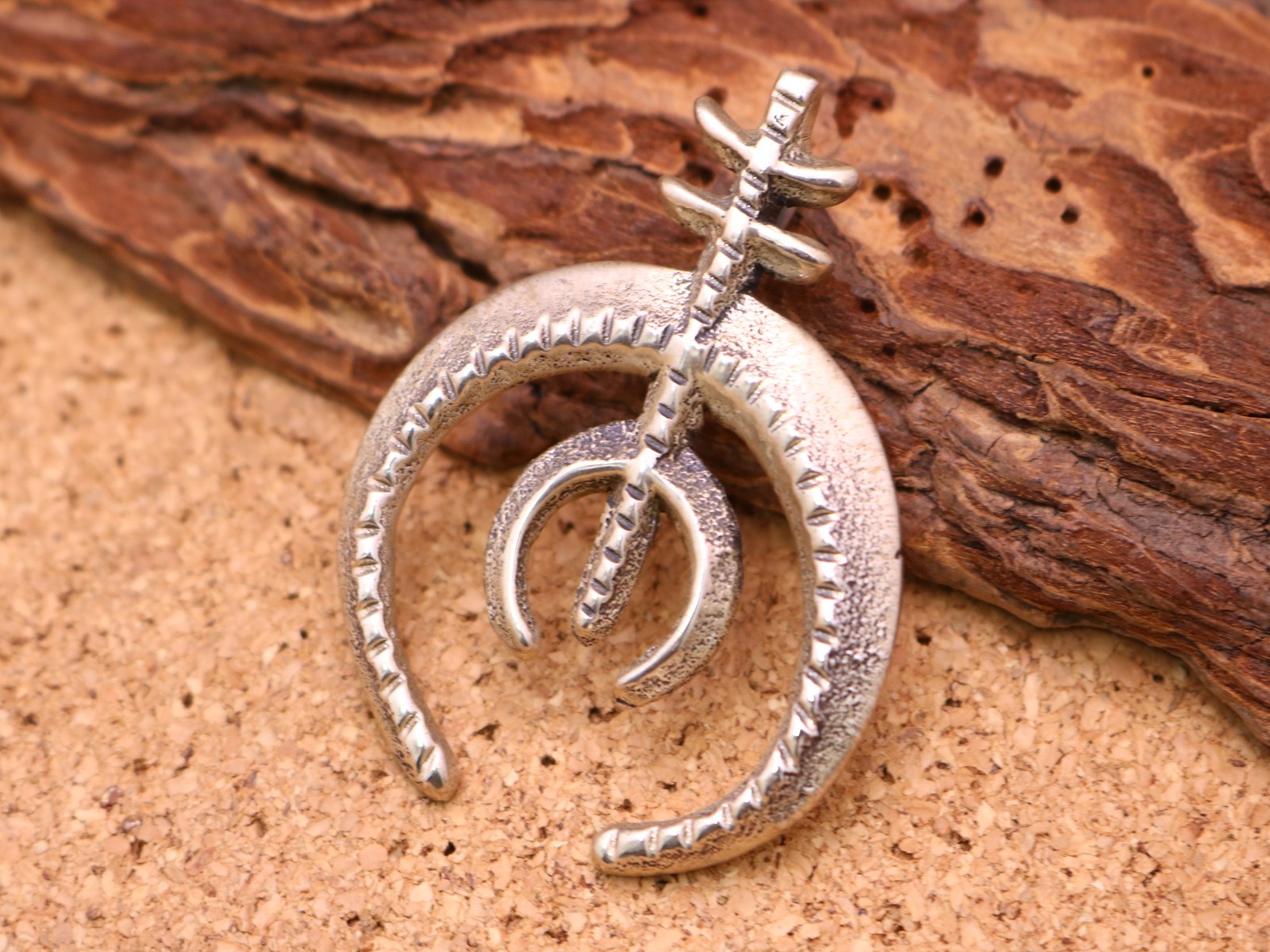 楽天市場】インディアンジュエリー ナバホ族 三角 トライアングル