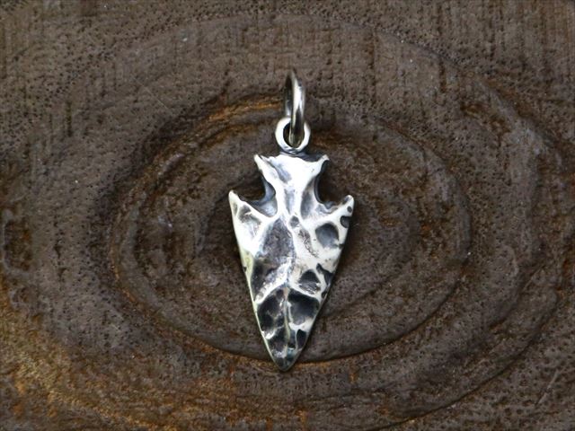 楽天市場】イーグルクロウ ペンダント トップ オール シルバー 小