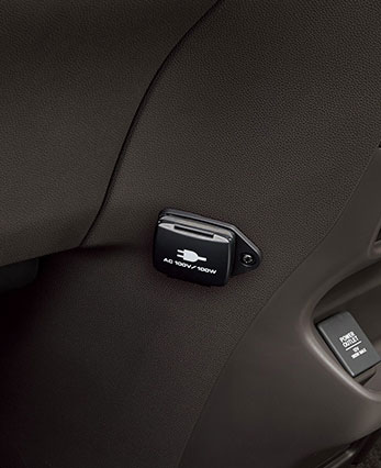 HONDA ホンダ 純正 ACコンセント 08U56-TDK-010 | honda純正 ホンダ純正 GB5 GB6 GB7 GB8 FREED フリード フリードハイブリッド フリードプラス フリードプラスハイブリッド フリード+ FREED+ 車内 充電 便利 快適 電源 車内 カーコンセント DIY 取り付け