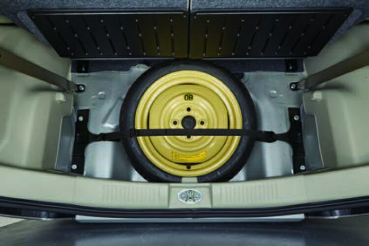 SUZUKI スズキ 純正 スペアタイヤ固定キット 2WD車用 F9E2 99157-63R00 |WAGON R ワゴンR 車用品 カー用品 パーツ 部品 アクセサリー 車 自動車 タイヤ スペア ホイール 緊急 安心 便利 セット 固定 純正 格納 収納 応急用 緊急用 不安解消 お出かけ 交換用タイヤ キット｜SIMONS STORE
