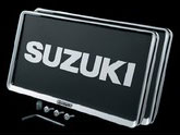 SUZUKI スズキ 純正 XBEE クロスビー ナンバープレートリム&ナンバープレートロックボルトセット 2017.12〜仕様変更 99000-99069-461 || ナンバーフレーム ナンバープレートリム 車 ナンバー 枠 おしゃれ かっこいい アクセサリー パーツ
