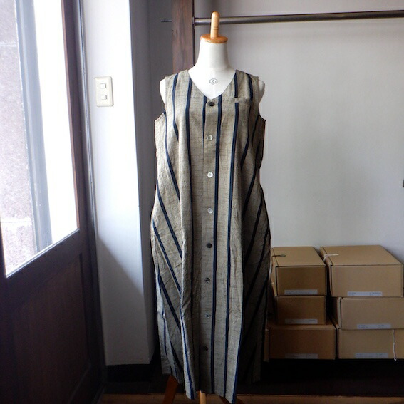 ヤンマ産業　麻　グレー　ロングワンピース　五分袖 yamma（ヤンマ産業）｜naraのオンラインショップ