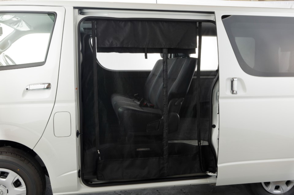 ハーツ ハイエース 200系 マグネット開閉式防虫ネット サイド1面（運転席側） SM-BD-S-HI-R HEARTS