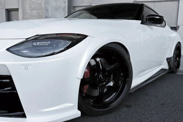 ガレージベリー フェアレディZ RZ34 ローフォルムフェンダートリム　ウレタン製 ウレタン 未塗装 品番：30-3413 GARAGE VARY