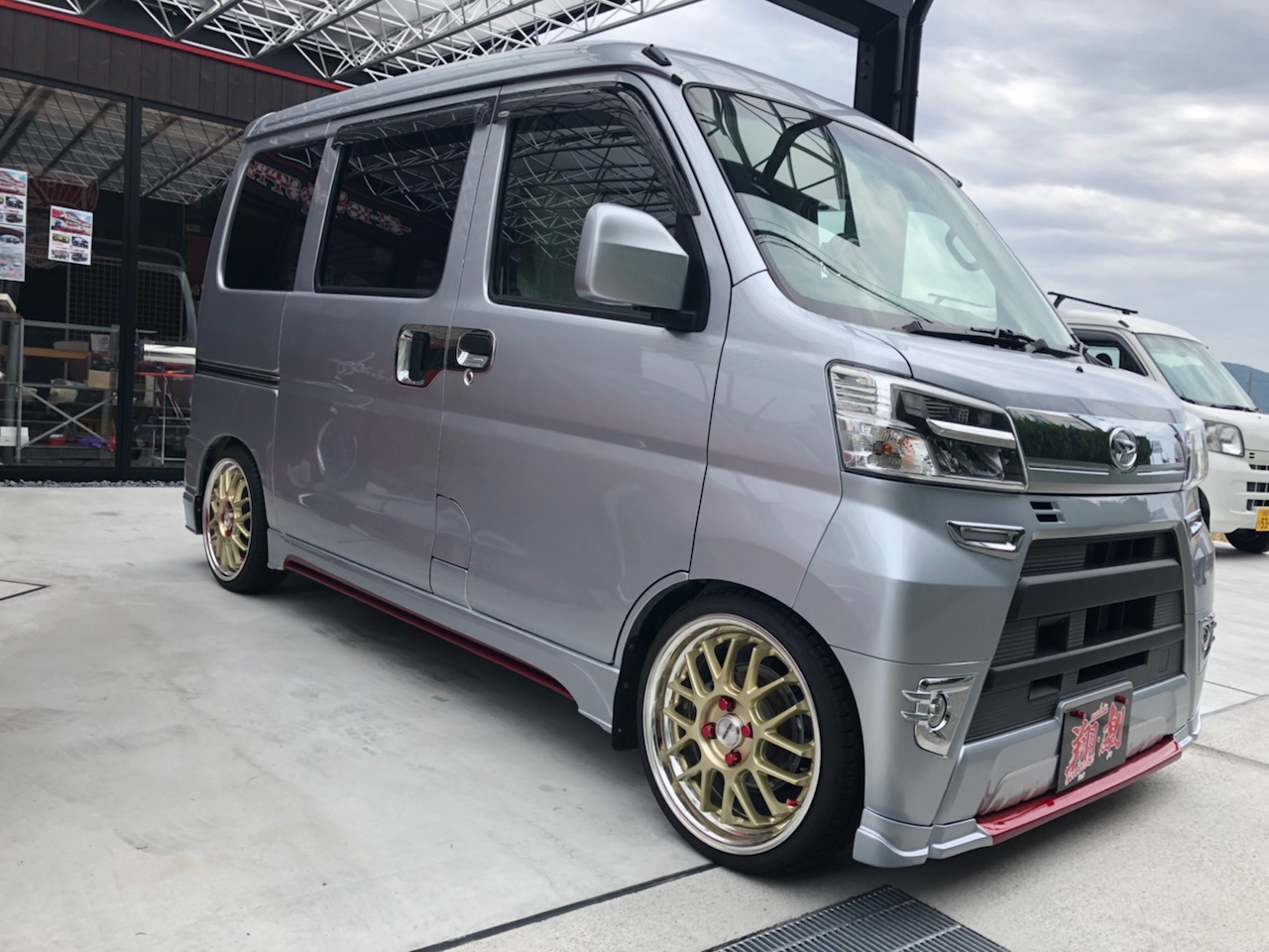 翔プロデュース S321m ピクシス パーツ バン S321m S331m 後期 サイドステップ バン Mythology ミソロジー 翔劇神話 エアロパーツ 翔プロデュース ピクシス バン S321m S331m 後期 サイドステップ Mythology ミソロジー 翔劇神話 配送先条件有り シンシアモール 店