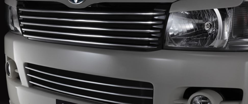 シルクブレイズ ハイエース/レジアスエース 200系 前期 フロントグリルVer.2 FRP/黒ゲルコート SB-H200V2-FG SilkBlaze MINIVAN FRONT LIP ミニバンフロントリップ