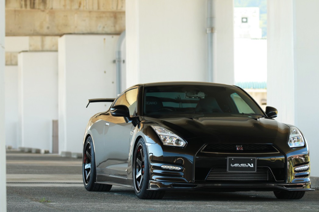 V-VISION GT-R R35 フロントリップスポイラー FRP 未塗装 ブイビジョン｜シンシアモール 店