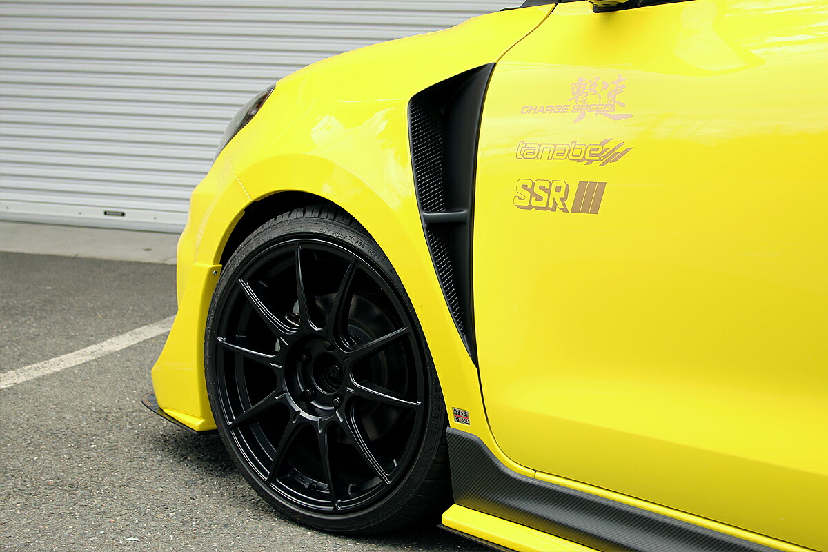 zc33s フロントフェンダー スズキ スイフトスポーツ ZC33S フロントフェンダー交換
