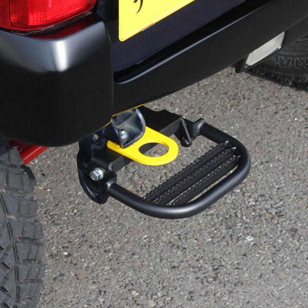 アピオ ジムニー JB23 リアステップ リアFRPバンパー装着車用 スチール製 半艶ブラック塗装仕上 3103-70 APIO