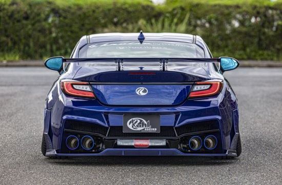 クール レーシング BRZ ZD8 リアバンパー ストロンググレード FRP 2ﾄｰﾝ塗装 KUHL RACING Ver2 04R-GT