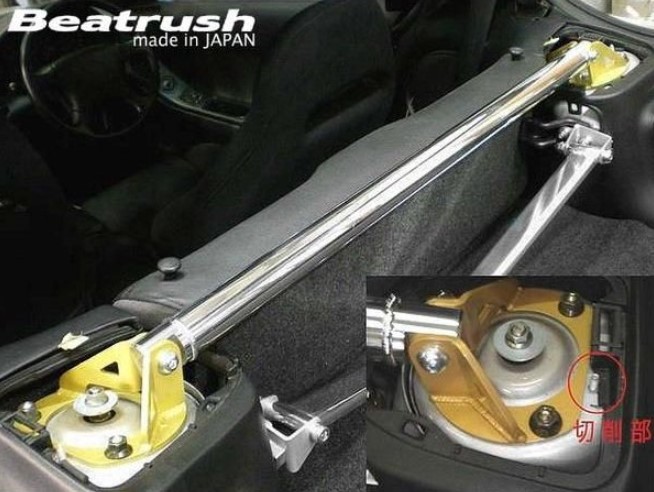 マツダrx-7 fd3s トノカバー取り付けタワーバー付属　美品！！ マツダrx-7 fd3s トノカバー取り付けタワーバー付属 美品