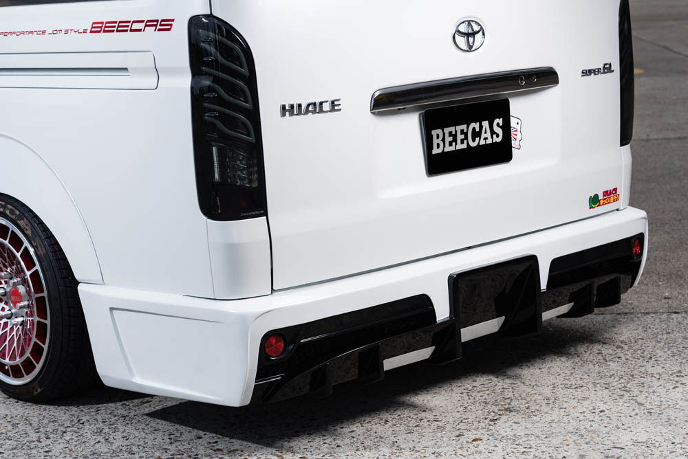 BEECAS ハイエース 200系 4型 標準車 リアバンパースポイラー ビーキャス 配送先法人住所のみ K-BREAK ケイブレイク