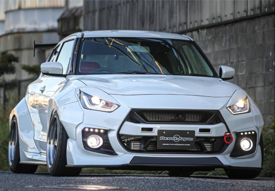 リザルトジャパン　フロントリップ　zc33s エアロ 引き取りも可 リザルトジャパン フロントリップ zc33s エアロ 引き取りも可