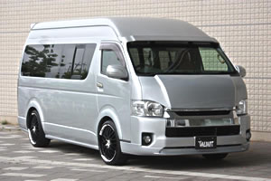 ガレージベリー ハイエース KDH・TRH200系 4型 フロントリップスポイラー ウレタン 未塗装 品番：18-5401 GARAGE VARY VALIANT ヴァリアント