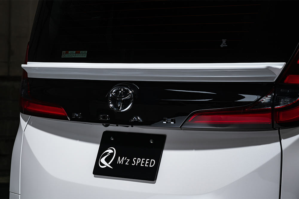 エムズスピード ノア MZRA9#W S-Z S-G ZWR9#W HYBRID S-Z S-G リアゲートスポイラー ABS製 未塗装 3174-7210 M'z SPEED GRACE LINE
