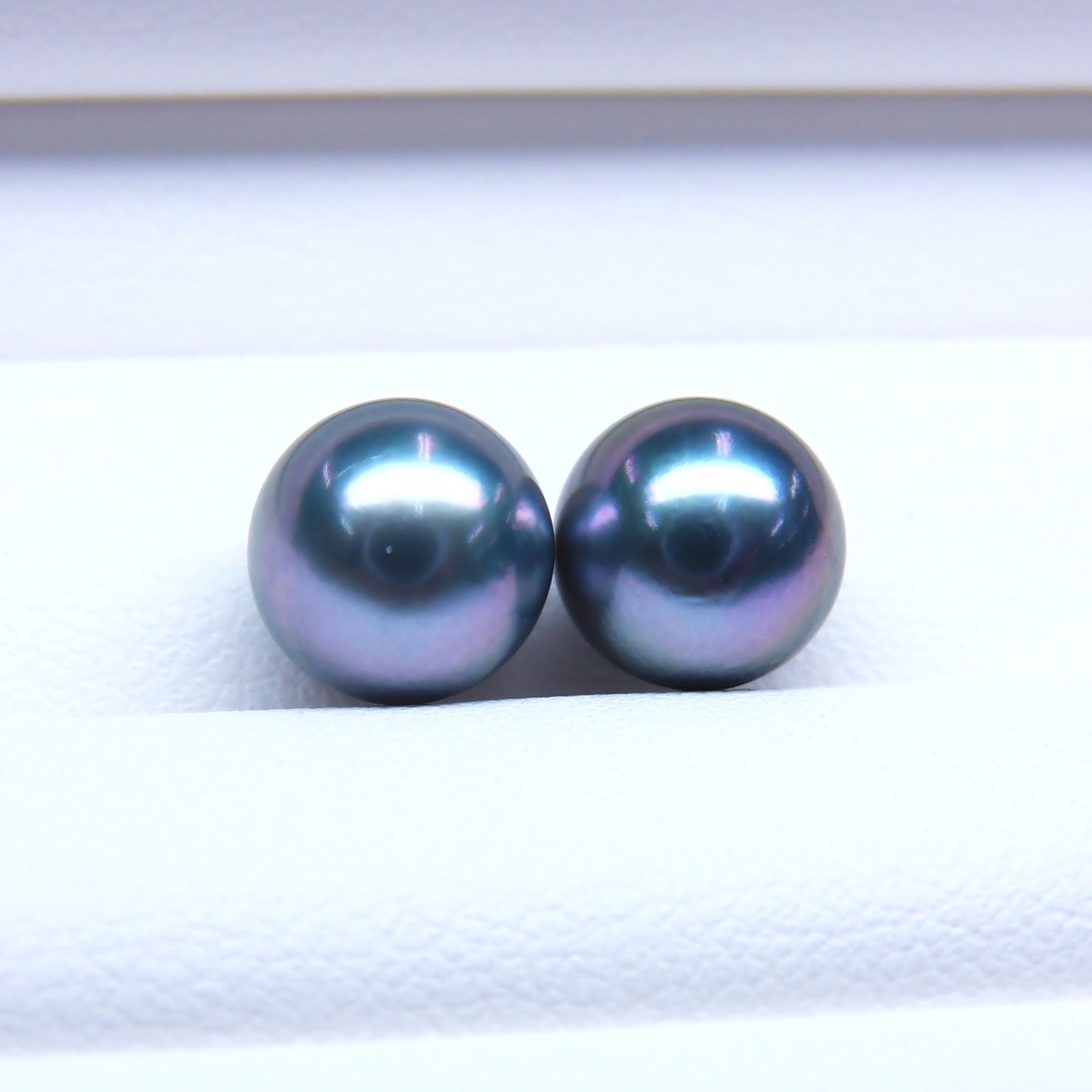 楽天市場】《真珠大卸からの直販》□テリ評価95点・鮮やかなブルー