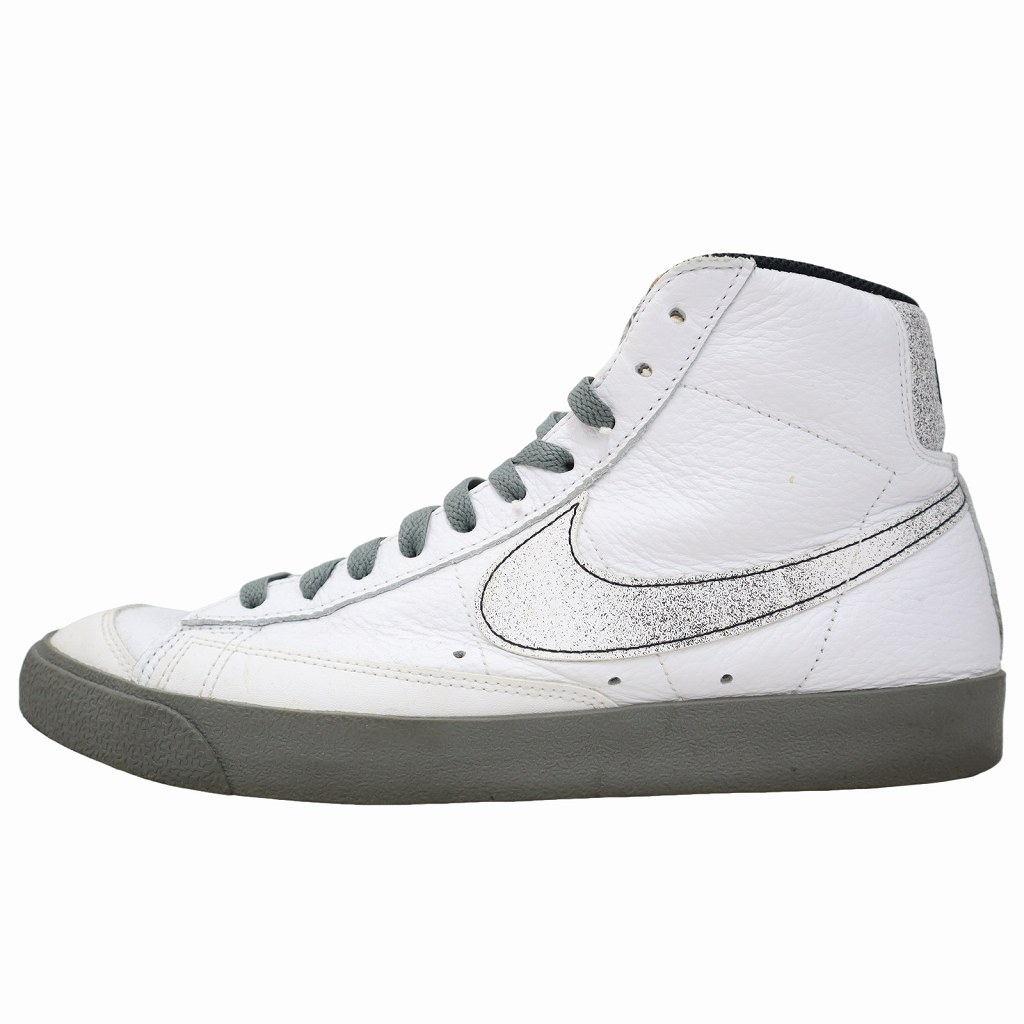 【中古】ナイキ NIKE NIKE BLAZER MID ’77 “50 YEARS OF HIP-HOP ハイカットスニーカー 28.5cm White/Smoke Grey-Black-Cargo Khaki レディース 【ベクトル 古着】 260406
