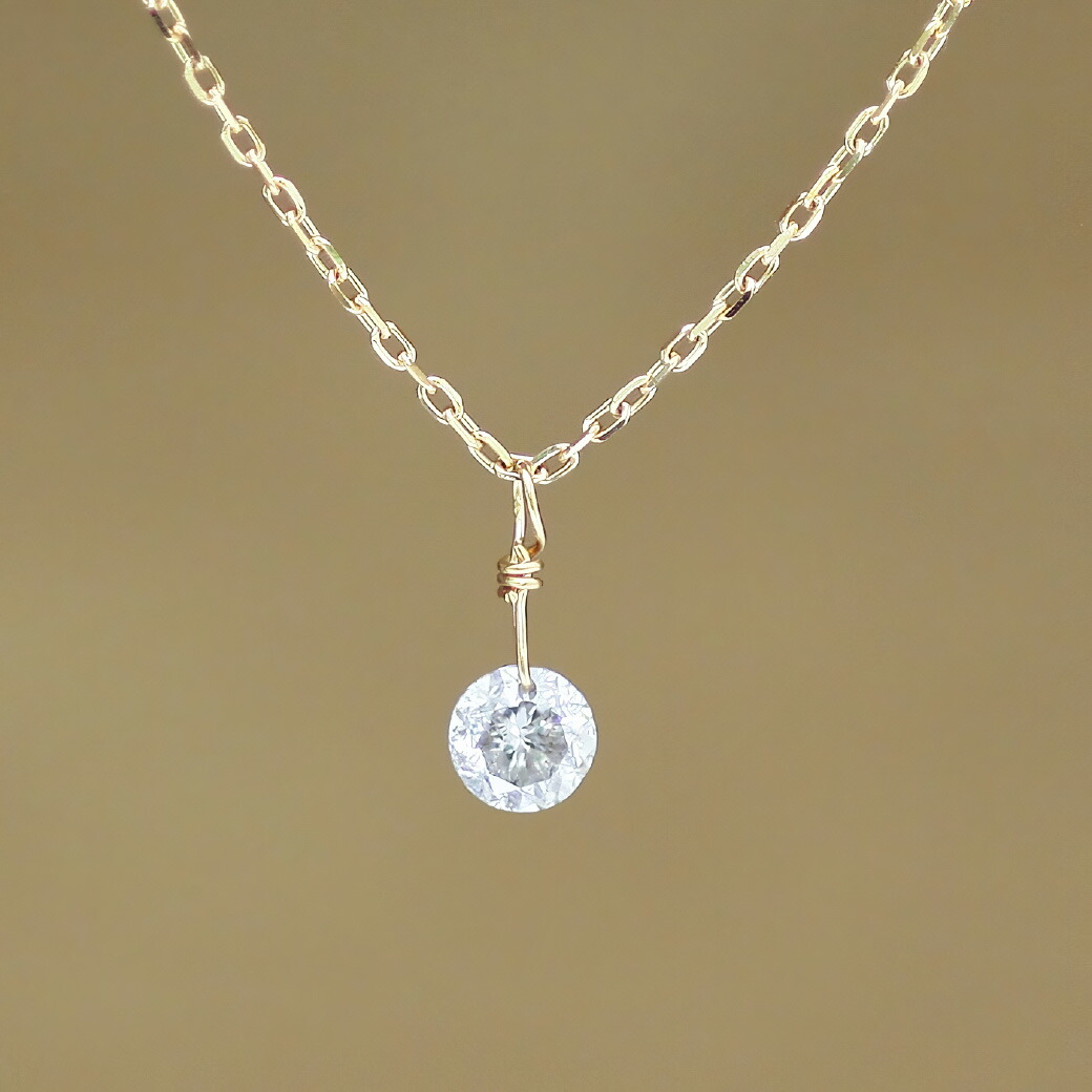 レーザーホール 一粒ダイヤモンドピアス 0.3ct K18WG ホワイト