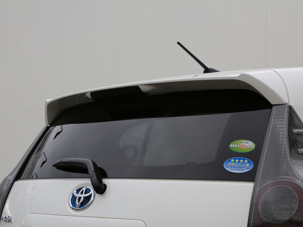 アクアスモーク NHP10系ヘッドライトカバー＆NHP10前期テールランプカバー アクア NHP10 系 前期 専用 テールランプカバー ブラック