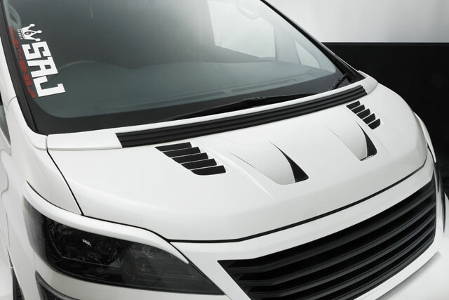 シックスセンス　FRP製 メッシュグリル　美品　ヴェルファイア 20系 20系ヴェルファイア 後期用フロントグリル 純正色塗装済み！(2色塗り