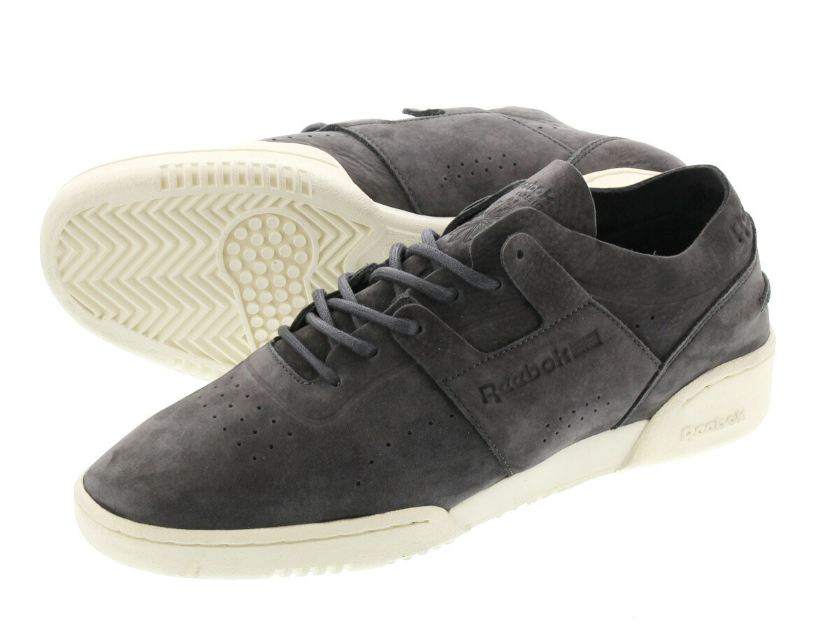 reebok workout low black