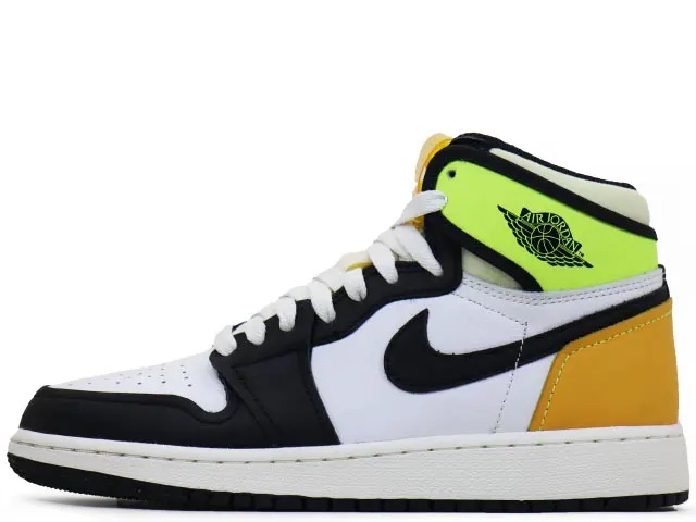 【スモール大きさ スニーカー】NIKE AIR JORDAN 1 RETRO HIGH OG GS 575441-118\u003cBR\u003eナイキ エア湖 ジョーダン 1 レトロ ご機嫌 評点学院 白いこと/黒いこと/雄捩子\u003cBR\u003eWHITE/BLACK-VOLT