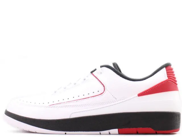 【2016年製】NIKE AIR JORDAN 2 RETRO LOW 832819-101\u003cBR\u003eナイキ エアジョーダン2 レトロ 置き目 白いこと/バーシティーレッド/黒いこと\u003cBR\u003eWHITE/VARSITY RED-BLACK