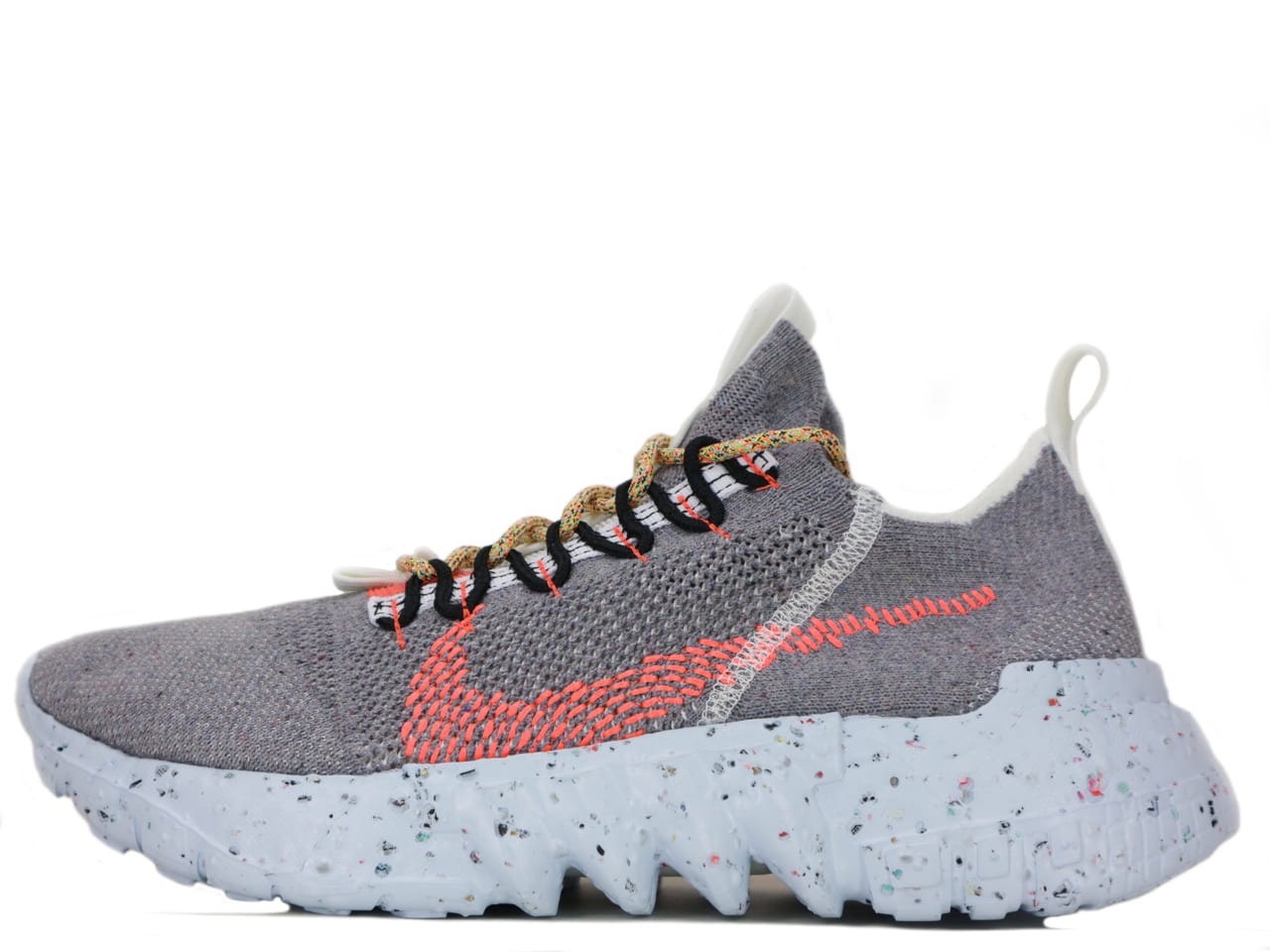 【2020年製】NIKE SPACE HIPPIE 01 GREY/TOTAL CRIMSON CQ3986-001ナイキ あき場所 ヒッピー 01 薄墨色/トータルクリムゾン