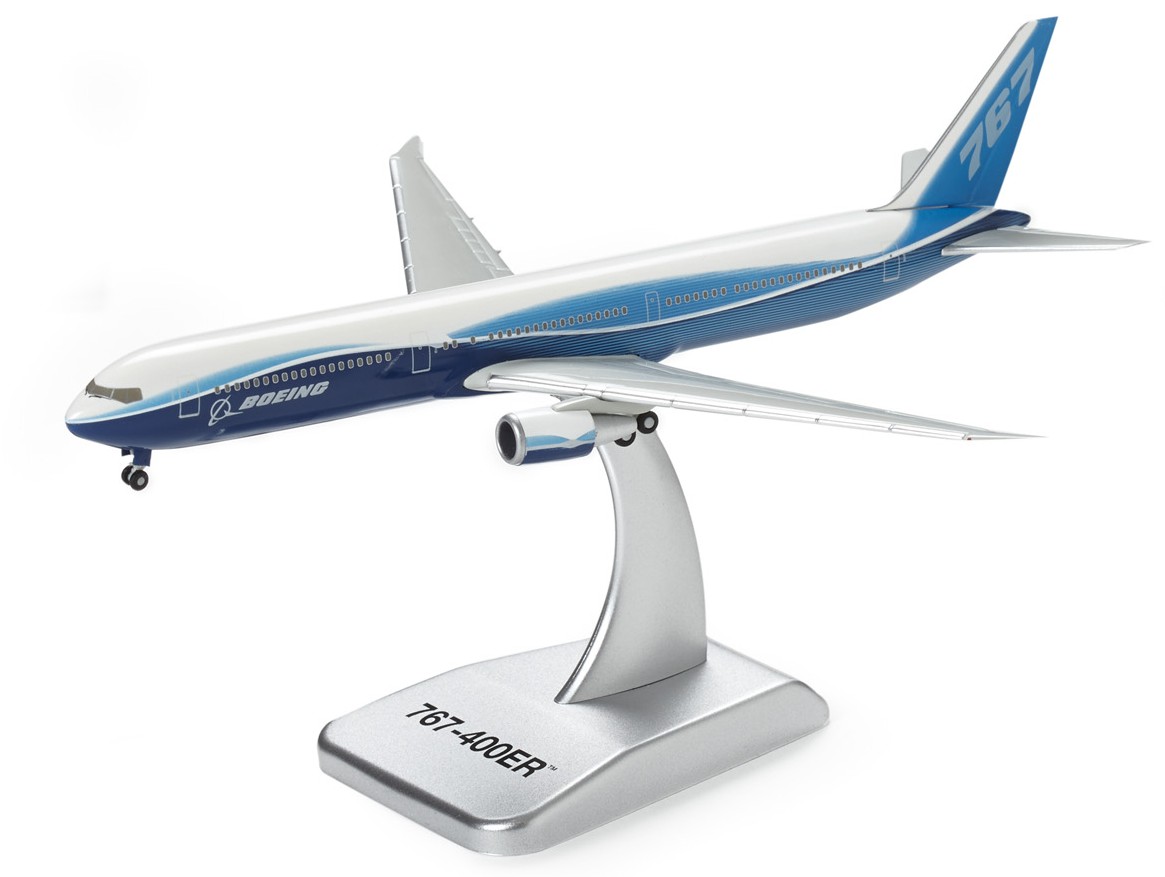 Amazon.co.jp: GeminiJets ボーイング 777-200ER 民間航空機