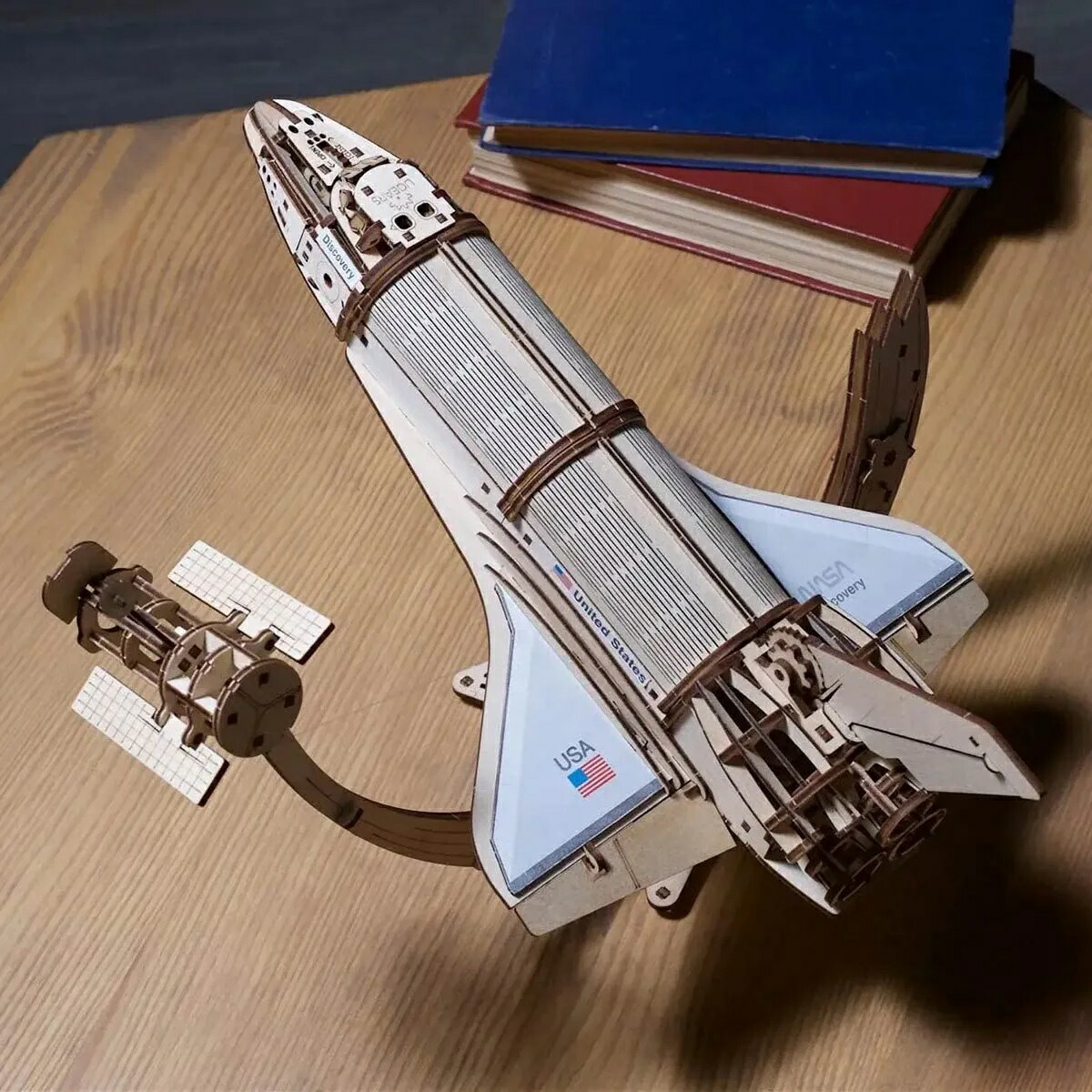 UGEARS NASA スペースシャトル ディスカバリー号 3D 木製 モデルキット 1/96スケール|SKY LIFE with FLYING DOG
