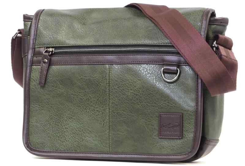 CROCODILE(クロコダイル)レザー調合皮 被せショルダーバッグ フラップワンショルダー ボディバッグ