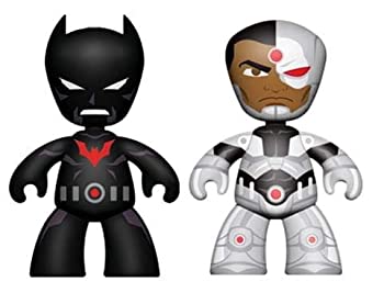【中古】【輸入品・未使用】Mezco Toyz DC Universe Mini Mezitz Batman Beyond/Cyborg (Pack of 2) [並行輸入品]