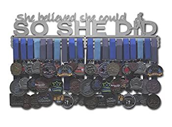 【中古】【輸入品・未使用】Allied Medal Hanger - She Believed She Could So She Did: 受賞歴のあるディスプレイラックホルダー ランナーフィギュア - 複数のサイズオプシ