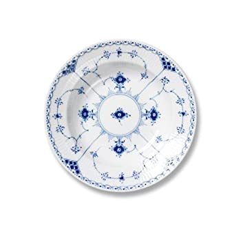【中古】【輸入品・未使用】ロイヤルコペンハーゲンブルーFlutedハーフレーススーププレート(S) byロイヤルコペンハーゲン