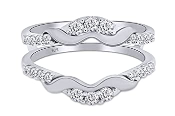 【中古】【輸入品・未使用】AFFY 1/3 Ct. ラウンドシェブロンリングガードエンハンサー キュービックジルコニア 14Kゴールドメッキ 0.33カラット