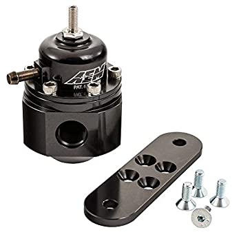 【中古】【輸入品・未使用】AEM 25-302BK ブラック 高ボリューム調節可能燃料圧力レギュレータ