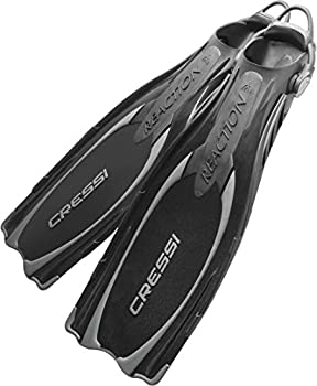 【中古】【輸入品・未使用】Cressi Reaction EBS%ｶﾝﾏ% black/silver%ｶﾝﾏ% S/M 141［並行輸入］
