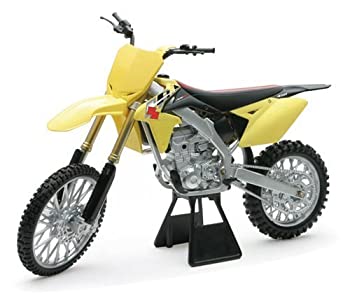 【中古】【輸入品・未使用】2014 Suzuki RM-Z450 Bike Motorcycle 1/6 by New Ray 49473 by NewRay