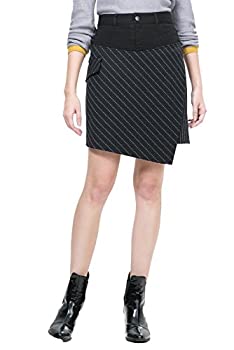 【中古】【インポート品・未当てはめる】Desigual by Lacroix Womens \u0027スコートDiana、大きさXS - XL US 大きさ: 4 色合い: 黒いこと