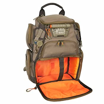 【中古】【輸入品・未使用】Wild River by CLC WN3503 Tackle Tek Recon Lighted Compact Backpack (Trays Not Included)