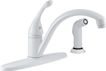 【中古】【輸入品・未使用】Delta Kitchen Collins Single-Handle Side Sprayer Kitchen Faucet in White 440-WH-DST|スカイマーケットプラス