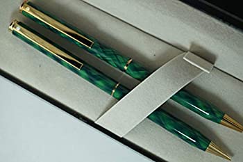 【中古】【輸入品・未使用】Sheaffer アメリカ製 シグネチャー ファッション クリスクロス 「タータン」格子縞グリーンラッカーバレルとキャップ、22カラットゴールドアポイ
