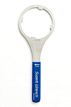 【中古】【輸入品・未使用】Superb Wrench SPBW-3 高耐久メタルウォーターフィルターレンチ(内径4.3インチ)