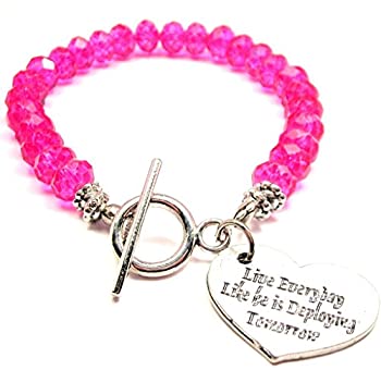 【中古】【輸入品・未使用】ライブEveryday Like彼はDeploying明日クリスタルToggle Bracelet Inホットピンク