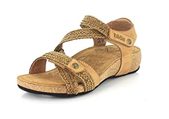 【中古】【輸入品・未使用】Taos Footwear レディース Trulie レザーサンダル%ｶﾝﾏ% キャメル%ｶﾝﾏ% 9-9.5