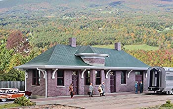 【中古】【輸入品・未使用】Walthers Cornerstone Pella Depot Train